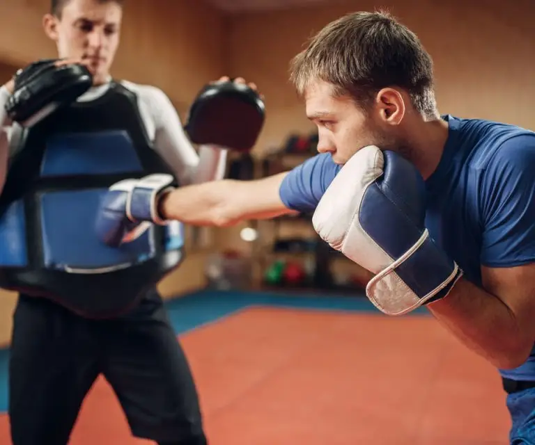 Anfängertraining - Boxen - Kampftraining - FMA Kampfsportschule München - Survival System